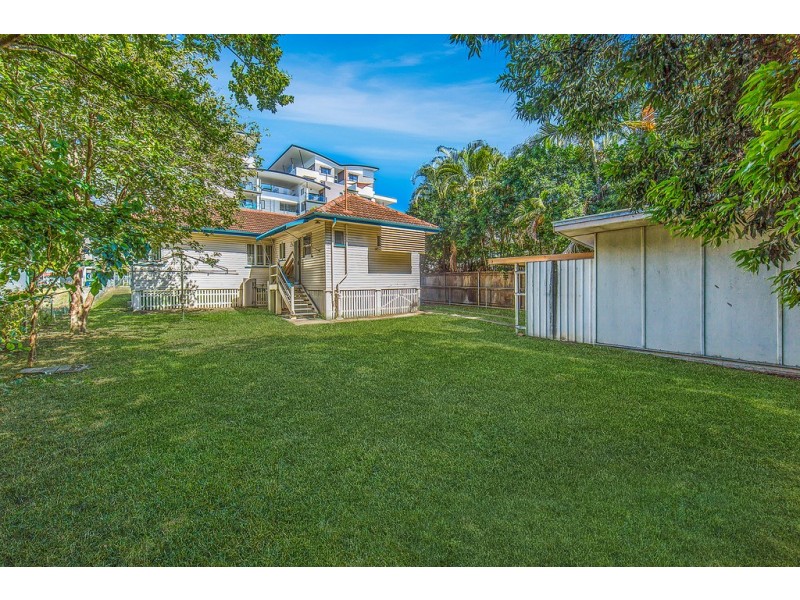 34 Playfield Street, Chermside QLD 4032