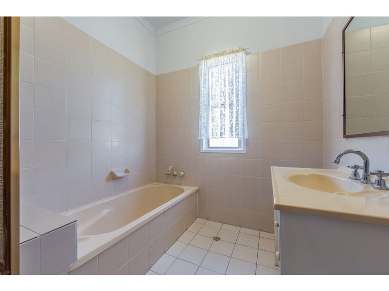 24 Nielson Street, Chermside QLD 4032
