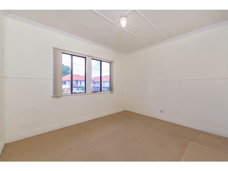 11 Kiama Street, Wavell Heights QLD 4012