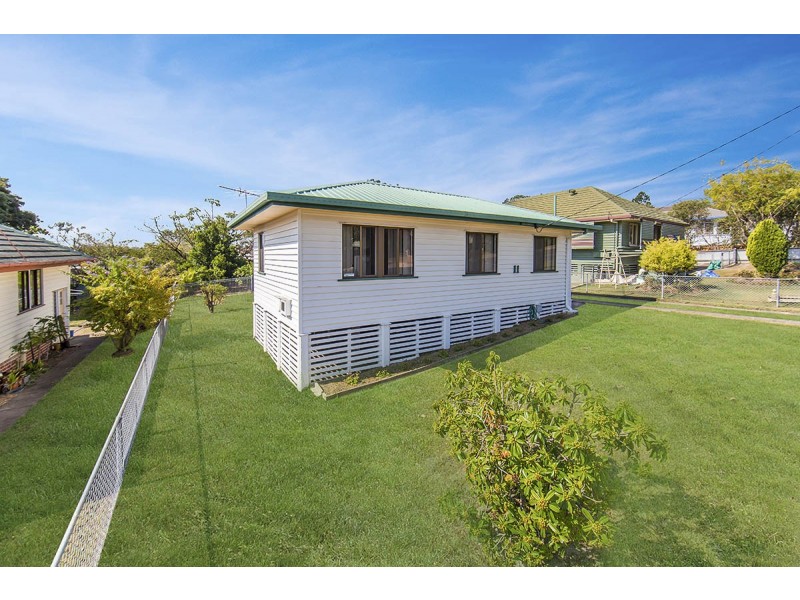 11 Kiama Street, Wavell Heights QLD 4012
