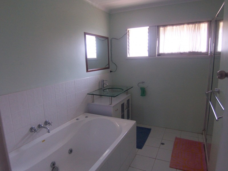 12 Myron Street, Chermside QLD 4032