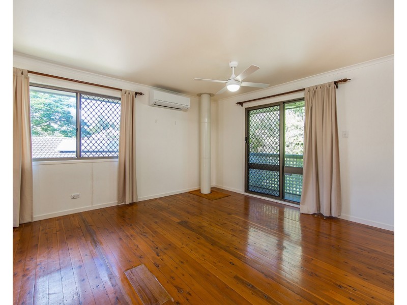 24 Nyora Street, Everton Hills QLD 4053