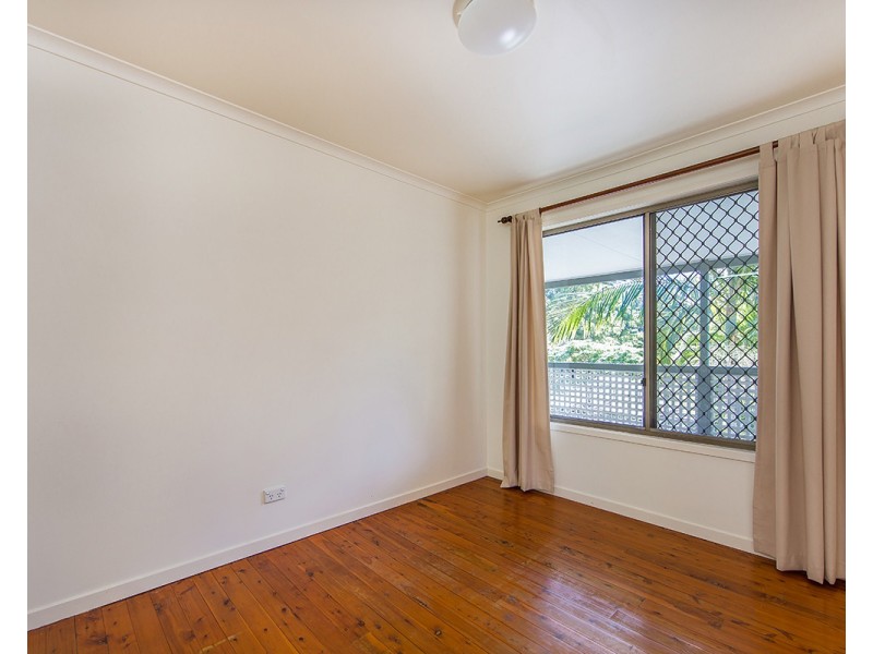 24 Nyora Street, Everton Hills QLD 4053