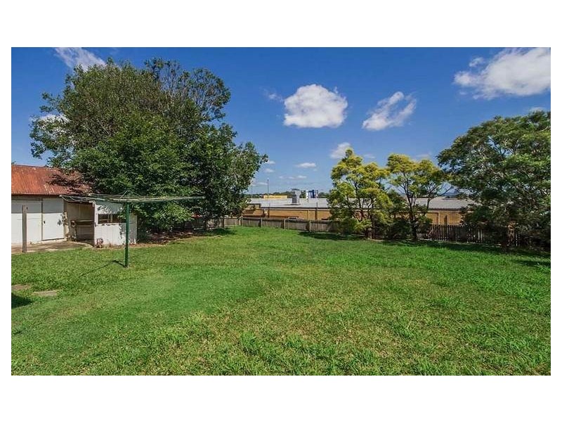 4 Centre Street, Aspley QLD 4034