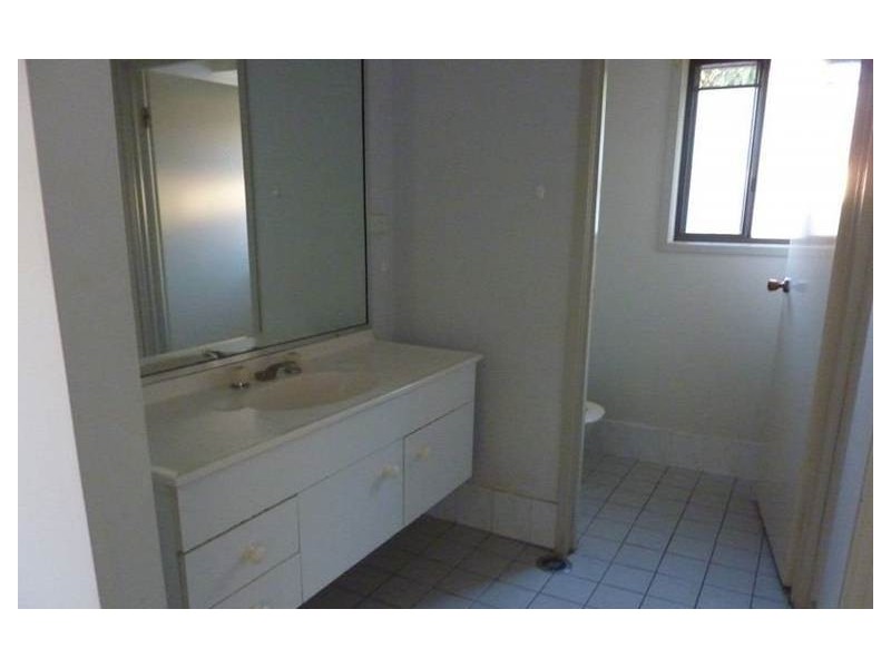 20 Benyon Street, Wavell Heights QLD 4012