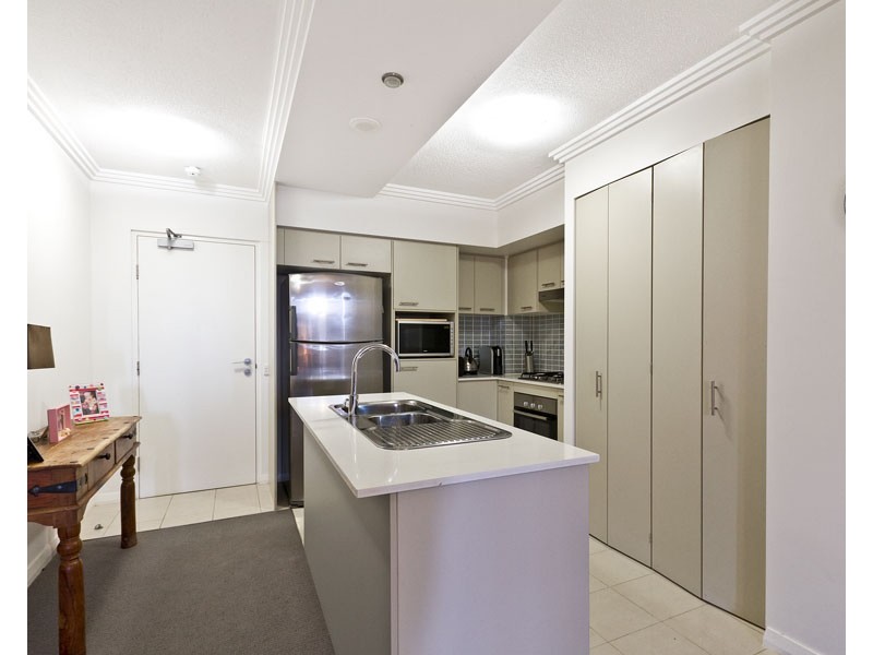 210/392 Hamilton Road, Chermside QLD 4032