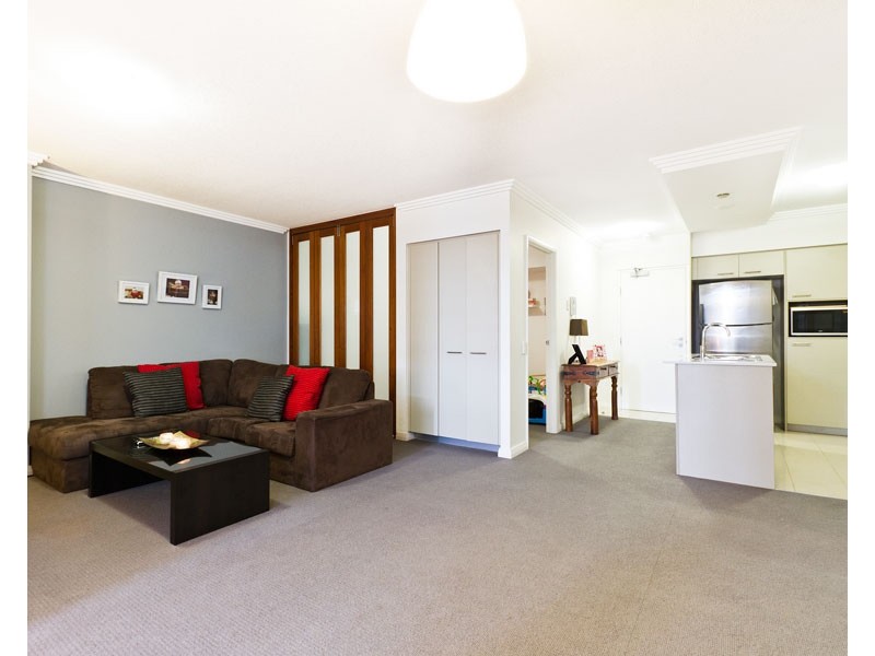 210/392 Hamilton Road, Chermside QLD 4032