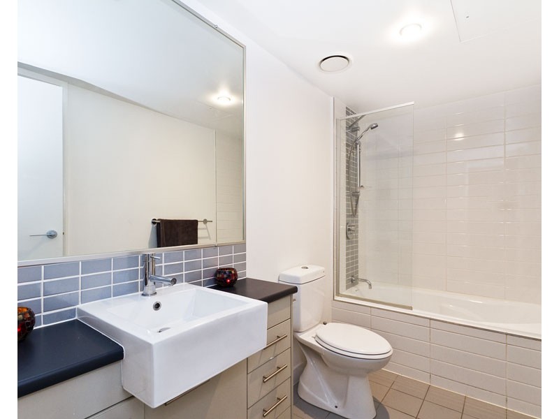 210/392 Hamilton Road, Chermside QLD 4032