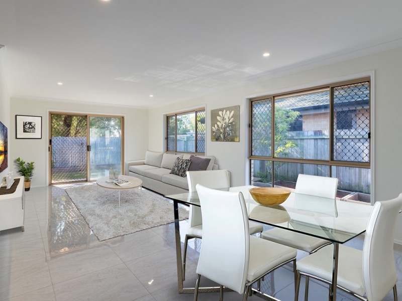 5 Strand Court, Kippa-ring QLD 4021