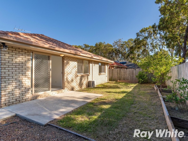 5 Strand Court, Kippa-ring QLD 4021