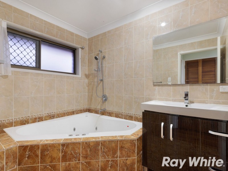 5 Traves Street, Chermside West QLD 4032