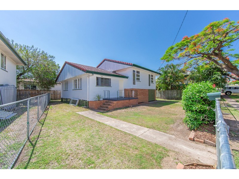 27 Telopia Avenue, Wavell Heights QLD 4012