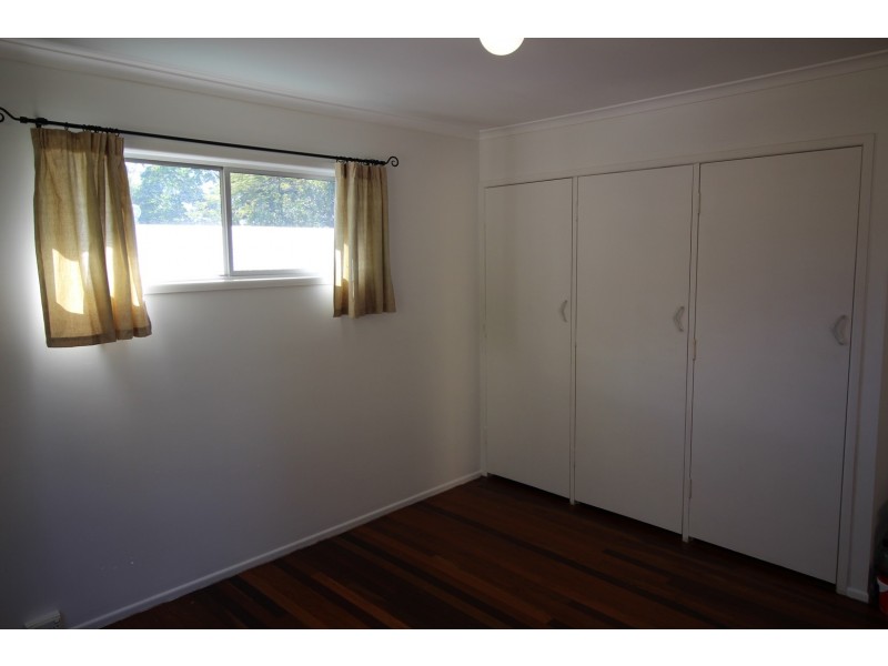 16 Waratah Street, Albany Creek QLD 4035