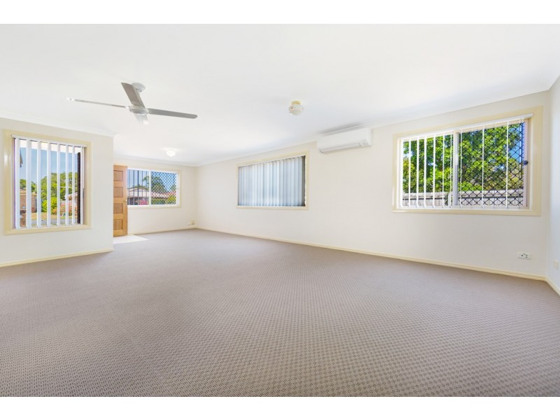 12 Acacia Close, Fitzgibbon QLD 4018