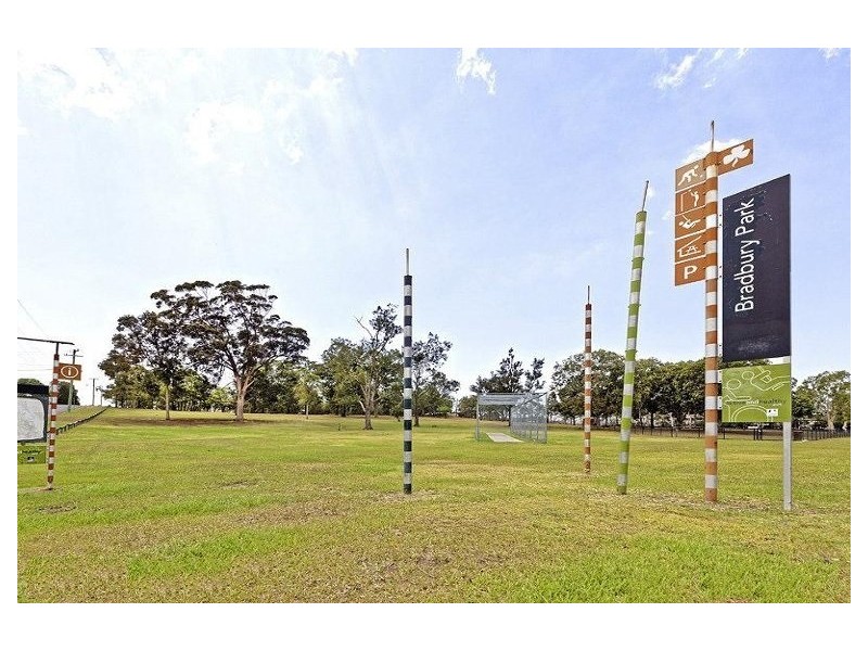 4 Rainey Street, Chermside QLD 4032