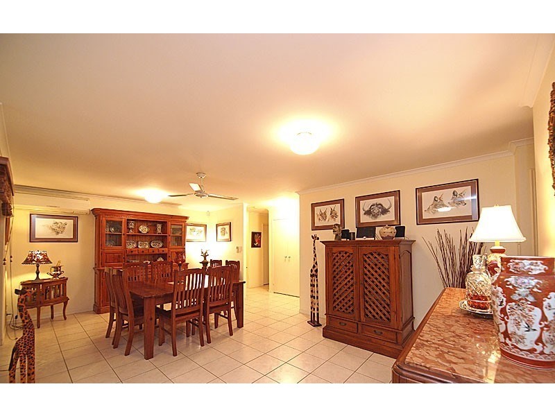 7 Glenside Place, Bridgeman Downs QLD 4035