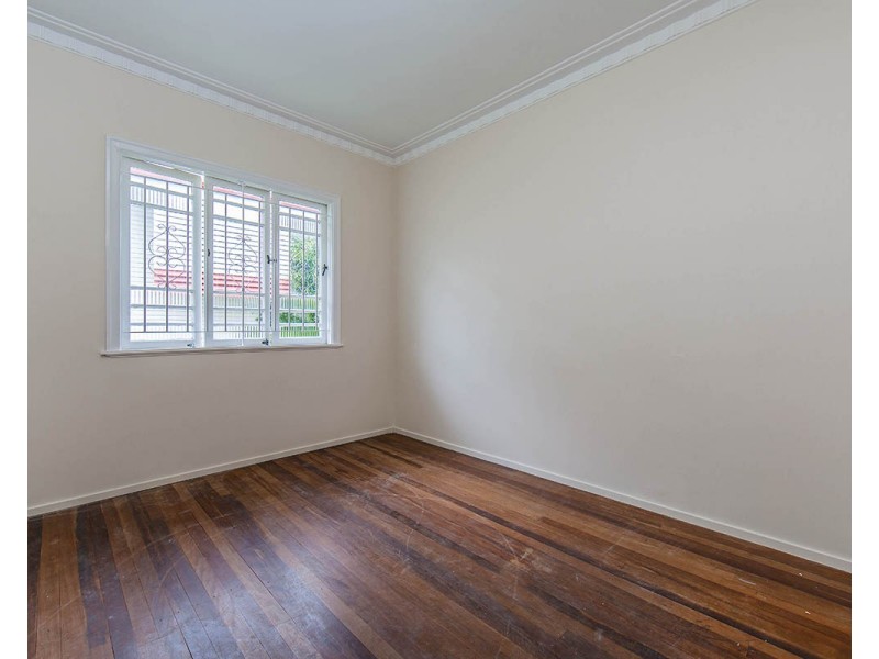 36 Curwen Terrace, Chermside QLD 4032