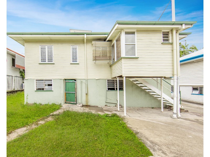 36 Curwen Terrace, Chermside QLD 4032