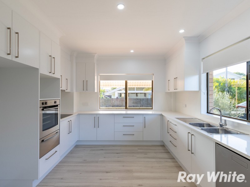 3 Dimboola Street, Bridgeman Downs QLD 4035