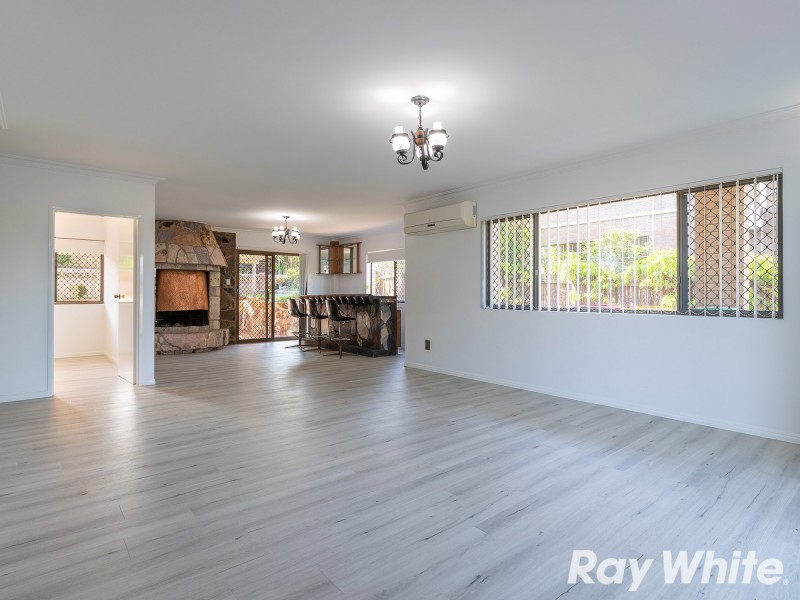 3 Dimboola Street, Bridgeman Downs QLD 4035