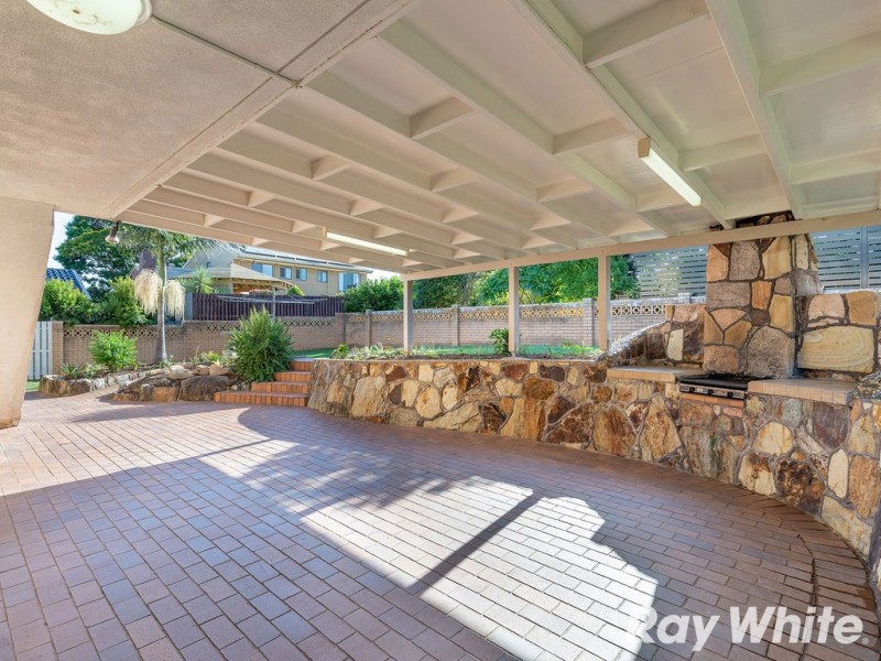 3 Dimboola Street, Bridgeman Downs QLD 4035