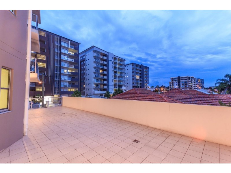 103 / 20 Playfield Street, Chermside QLD 4032