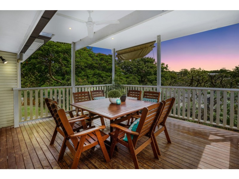 11 Fontayne Street, Aspley QLD 4034