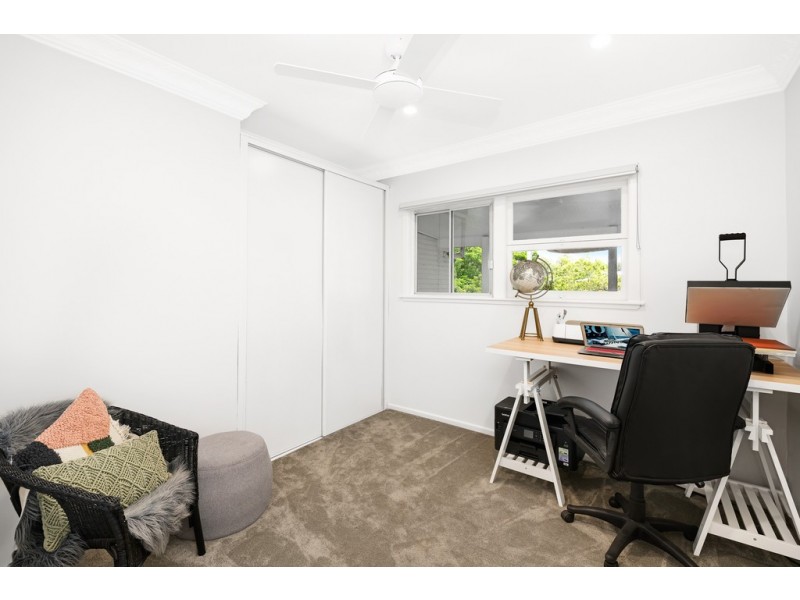 11 Fontayne Street, Aspley QLD 4034