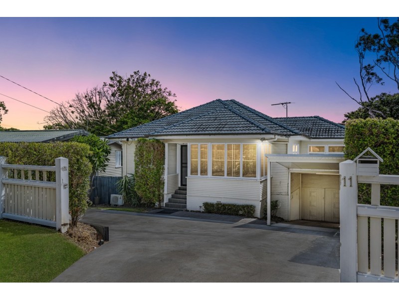 11 Fontayne Street, Aspley QLD 4034