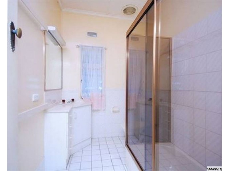 26 Nielson Street, Chermside QLD 4032