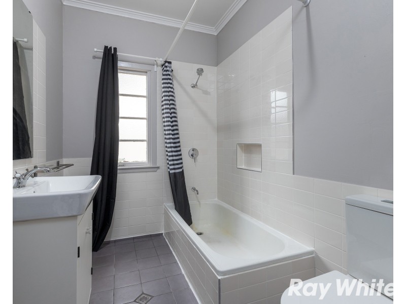 31 Sparkes Street, Chermside QLD 4032
