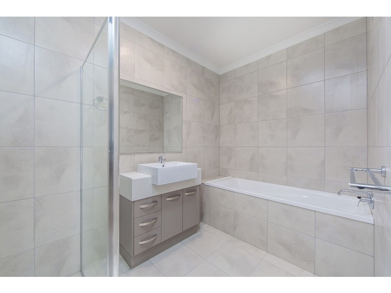 129 Macquarie Circuit, Fitzgibbon QLD 4018