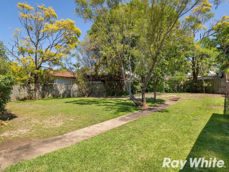 198 Hamilton Road, Wavell Heights QLD 4012
