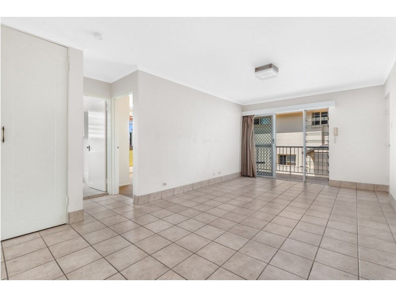 1/48 Norman Drive, Chermside QLD 4032