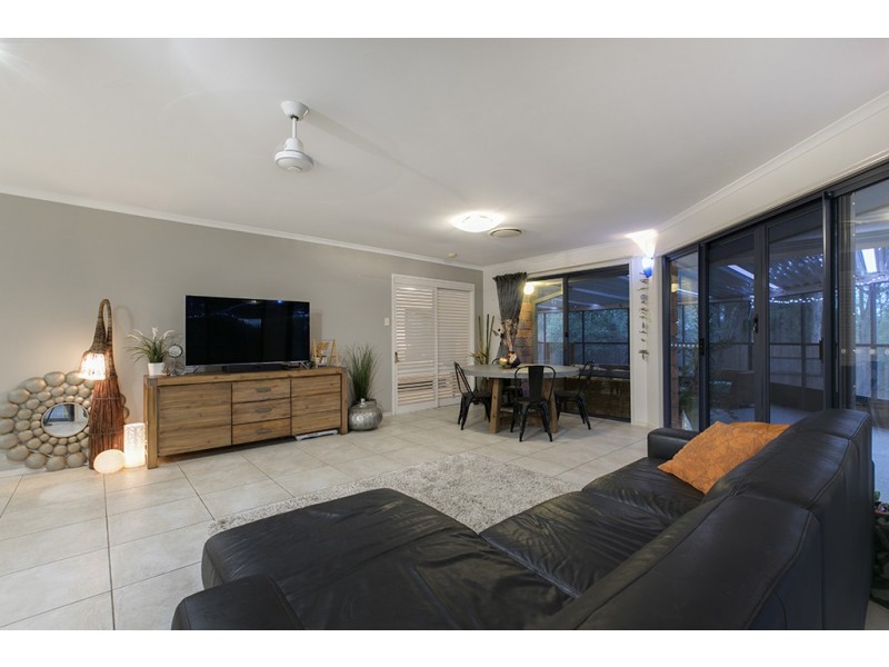 5 Barrington Close, Murrumba Downs QLD 4503