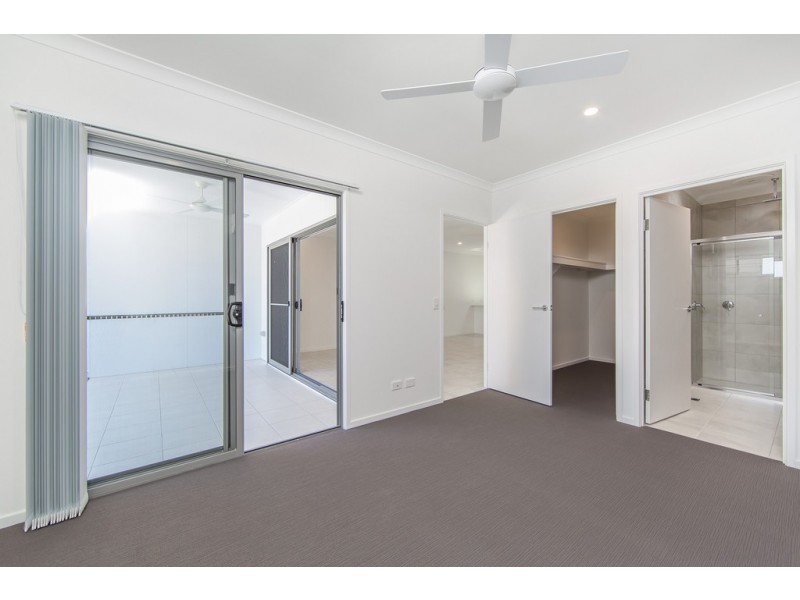 129 Macquarie Circuit, Fitzgibbon QLD 4018