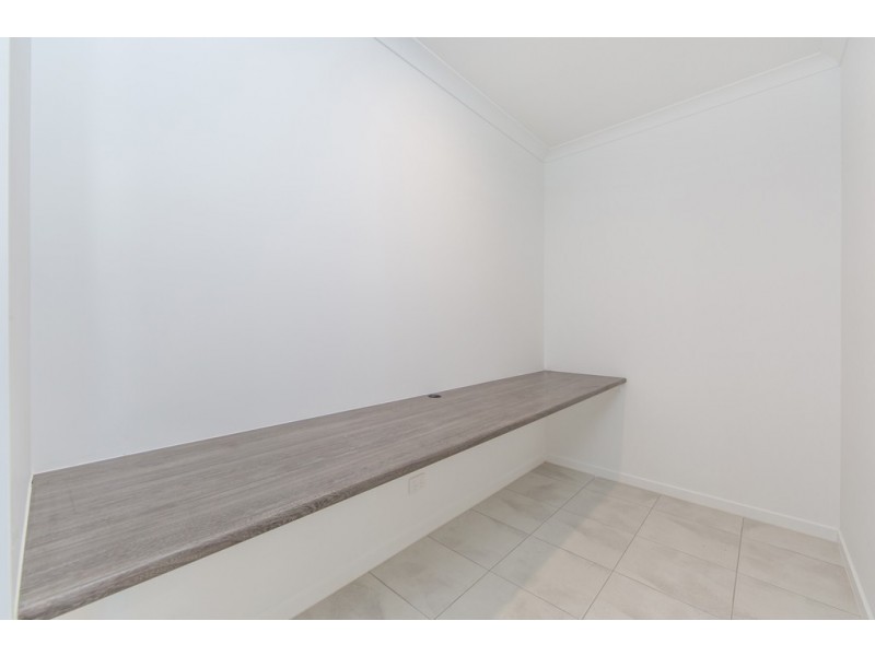 129 Macquarie Circuit, Fitzgibbon QLD 4018