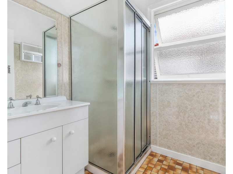 6 Goorama Street, Stafford QLD 4053