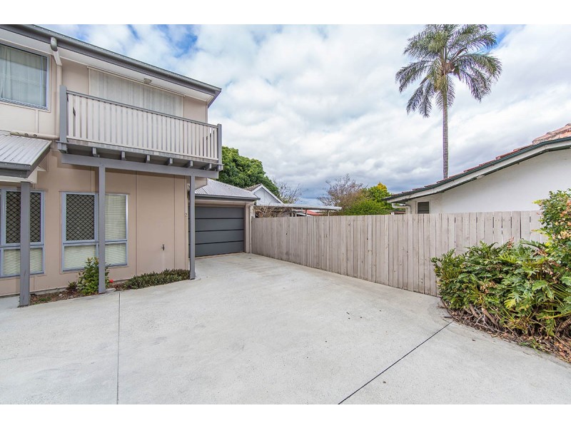 2/11 Buruda Street, Chermside QLD 4032