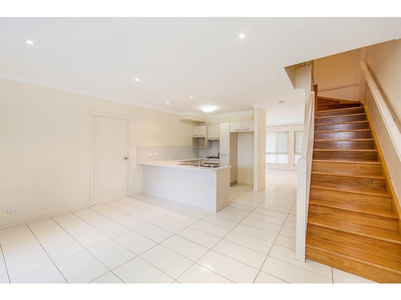 2/11 Buruda Street, Chermside QLD 4032