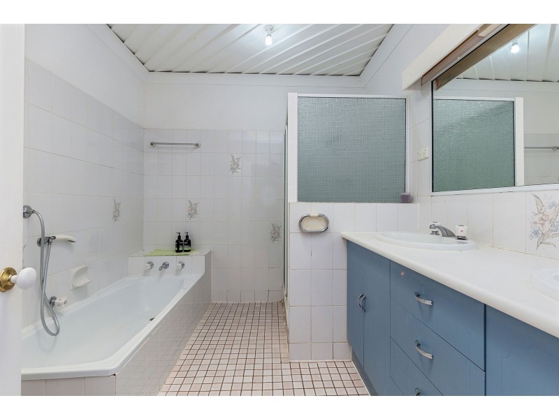 275 Hamilton Road, Chermside QLD 4032