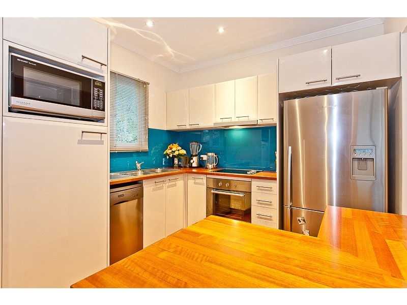 16 Glenhaven Street, Kedron QLD 4031