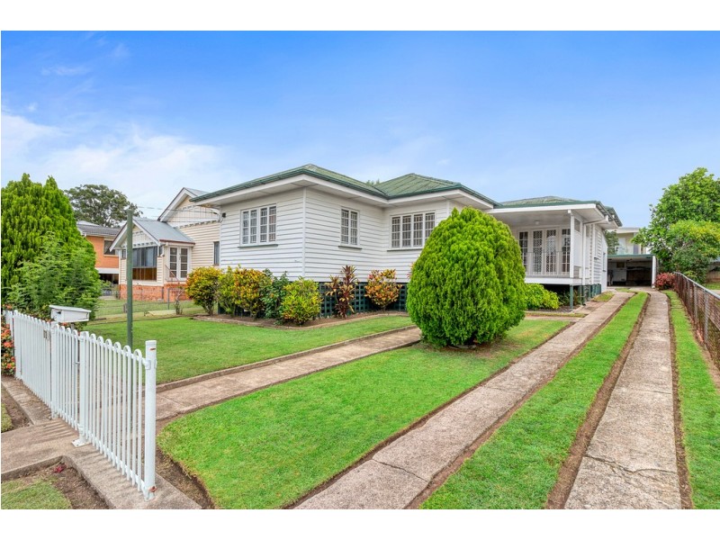 14 Kelso Street, Chermside QLD 4032