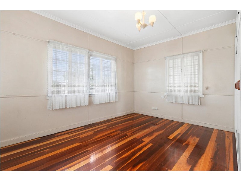 14 Kelso Street, Chermside QLD 4032