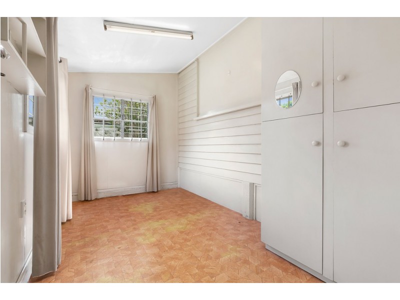 14 Kelso Street, Chermside QLD 4032