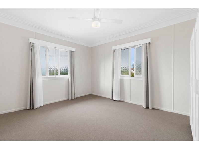 172 Hamilton Road, Wavell Heights QLD 4012