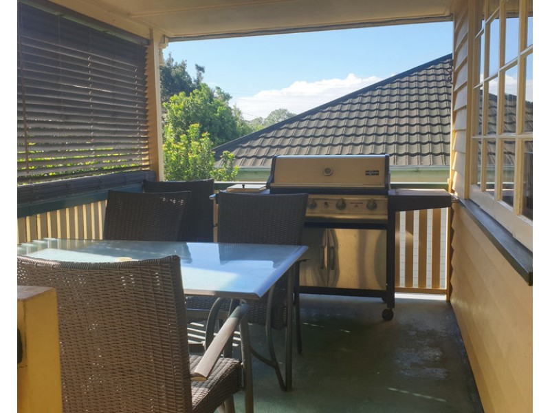 63 Twelfth Avenue, Kedron QLD 4031