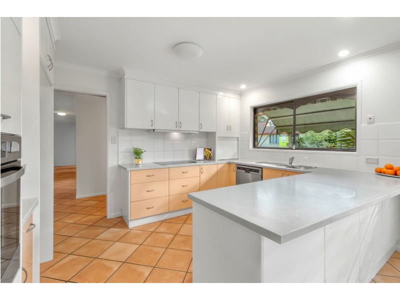 1 Amadeus Place, Aspley QLD 4034