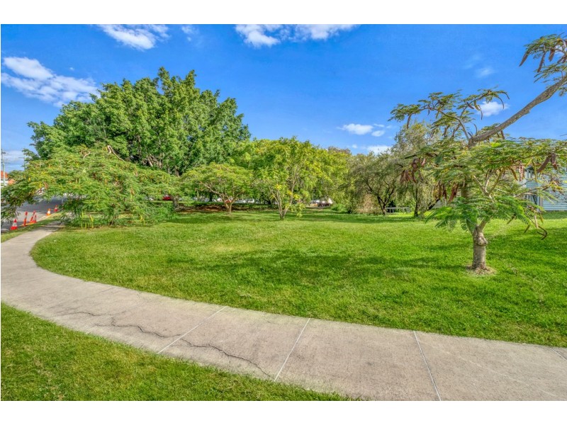 34 Sammells Drive, Chermside QLD 4032