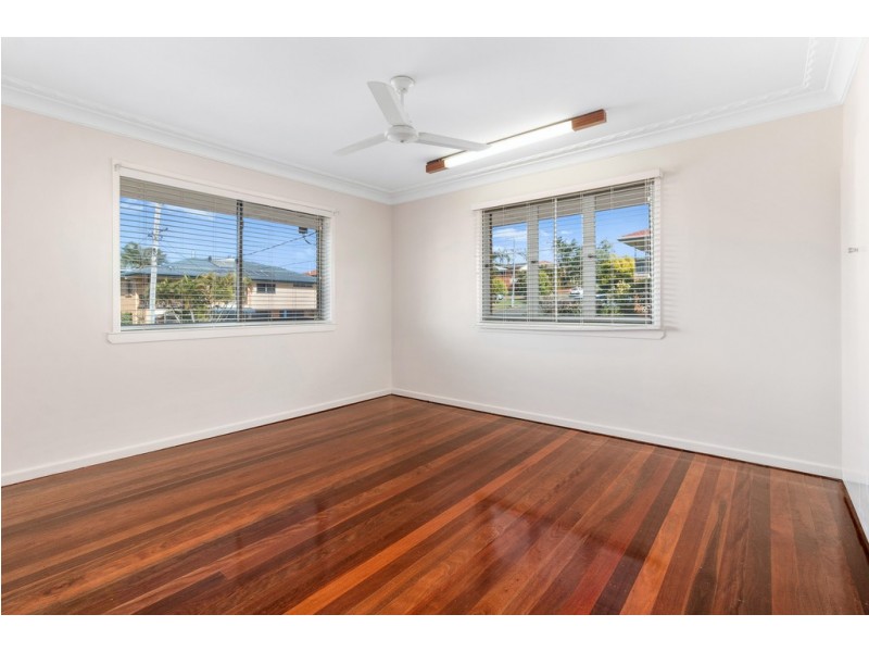9 Kanofski street, Chermside West QLD 4032